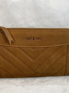 Nat & Nin Zipped Wallet Made In Italy Chic Brown Suede Leather  MINT